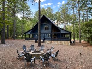 Best Location! Good Pines Roll: 2BR+Loft/Sleeps 10 - Broken Bow - 5