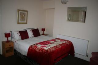 Cravendale Holiday Apartments - Scarborough - 4