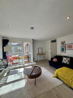 2 Bed, Open plan, Modernised Flat, Canary Wharf - 5