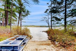 Lake Waukewan Gem & Guest House - 6