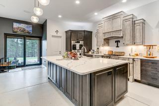 Florissant Home with Hot Tub, Putting Green and Views! - 4