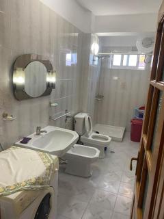 Spacious and Lake Therapy Apartment - Pogradec - 6