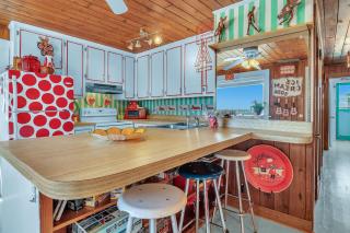 Love Shack by Oak Island Accommodations - Oak Island - 2
