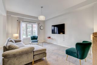 Luxury Living at the Falls - 4 bed house - Niagara Falls - 6
