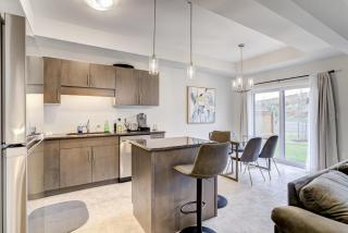 Luxury Living at the Falls - 4 bed house - Niagara Falls - 1