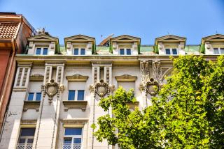 Republic Square Luxury Suites - 2