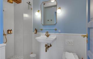 Awesome Apartment In Humble With Wifi - Humble - 3