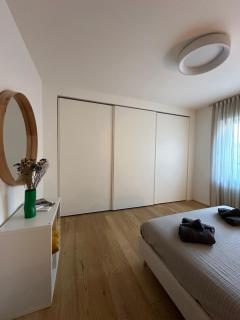 Arcola Apartment 210 - 3