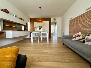 Arcola Apartment 210 - 6