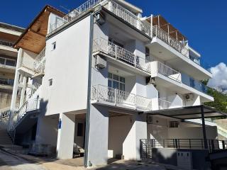 Studio apartmani Lea i Lovro - Brela - 0