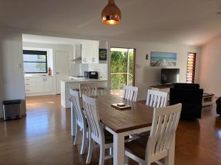 14 Manooka Drive - Rainbow Beach Pets Welcome. Fully fenced - Rainbow Beach - 6