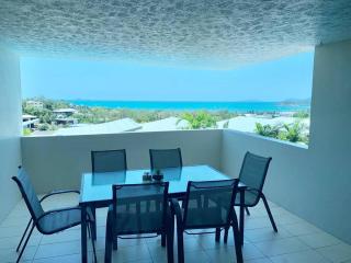 Azure Sea, Oceanviews, Wifi, 2 Pools + Gym - Airlie Beach - 7