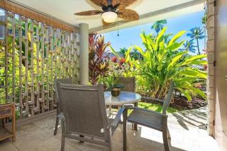 Enjoy the sunset at OCEAN FRONT 1BR Apartment - pool on site! - Kailua-Kona - 7
