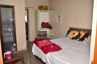 GAYATRI HOMESTAY - 8