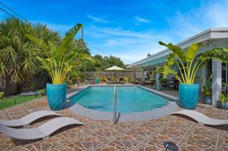 Dolce Vita Hideaway Pool House by Pako Stays - Miami - 1