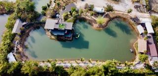 Little Farm Nakonnayok M - - 9