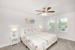 Tortuga Cove 1028 Sleeps 11, Free Activities Included! - 5