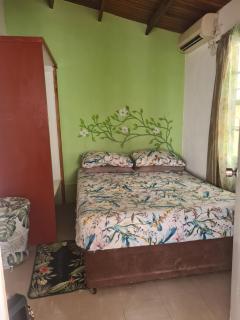 ReddoorApartments - Saint James - 0