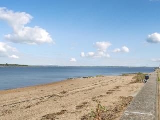 Angie's Beachside House - Brightlingsea - 9