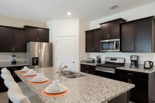 Escape to Paradise at Allevo Homes - Davenport - 7
