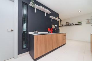 Wooden Sand MosaicSouthkey 3BR w bathtub Midvalley by Our Stay - Johor Bahru - 3