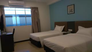 MJ Hotel - Sibuga - 8