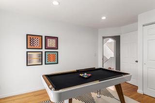 # Marbella Lane - Vibrant 5BR Home in Daly City - Daly City - 9