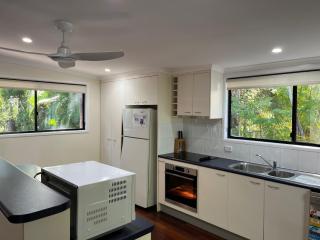8 Orania Court Rainbow Shores - Rainbow Beach - 5