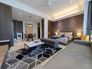 C1109 Grand Medini Studio 100mbps Netflix By STAY - 6