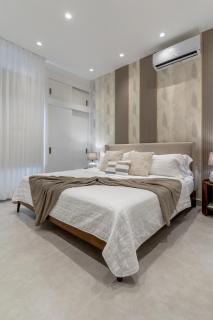 Elegant Seaside Villa Steps to Beach & Golf Course - 8