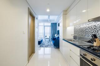 A Living - Luxury Studio Apartment in Aykon City Canal Views, Business bay - Dubai - 1