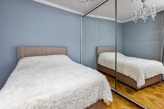 MaRKoS Elegant 2BR Apartment in Sololaki - 1