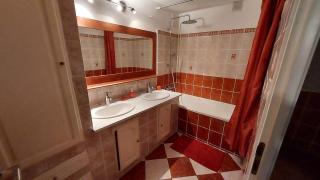 Maison de Village sur 2 étages à Vénéjan 4 personnes Meublé de tourisme classé 3 étoiles - Vénéjan - 7