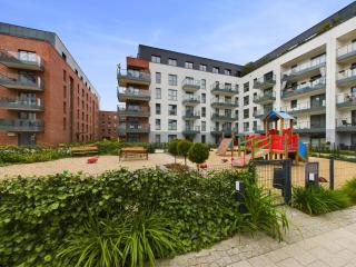 Browar Gdański One Bedroom Apartments with Free Parking by Noclegi Renters - Gdańsk - 0