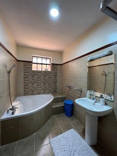 Heavenly Rhapta royals apartments - Nairobi - 9
