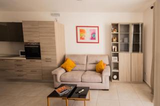 Sliema Seaview Modern Apartment - Sliema - 6