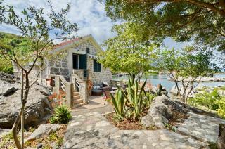Holiday Home Brinic - Tivat - 0