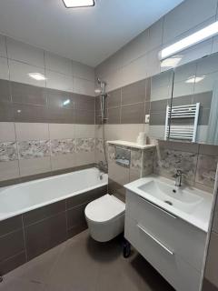 x 3 camere - apartament - NOU - Modern - aproape de centru - 6