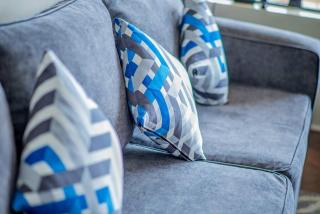 Spacious Apartment - Self Check-In & Free Parking - Ruaka - 5