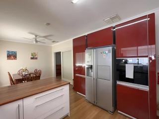 The Hidden Gem Exquisite 3BR Retreat in Berri - 4