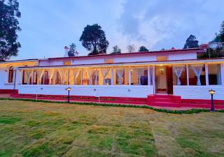Vintage Inglenook Premium Heritage Bungalow Ooty by VOYE HOMES - A Quiet Retreat - 7