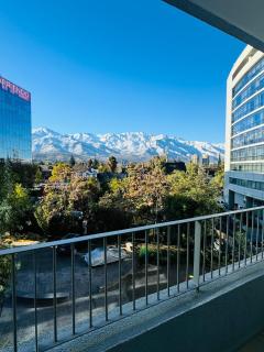 Moderno departamento vanguardista en el corazón de Las Condes - 3