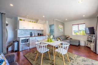 2 Levels of Magnificient Sea Views - 1