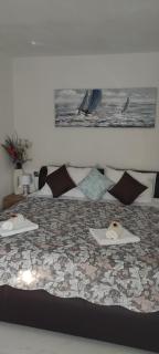 Romantic Apartment Sonja, Beachfront - 1