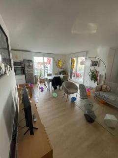 Appartement très lumineux proche Métro Asnières - Asnières-sur-Seine - 0