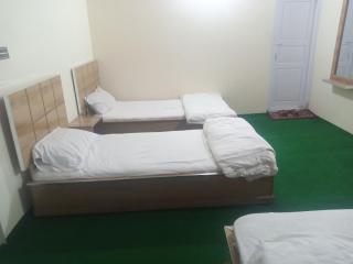 Hunza Cherry Guest House - 4