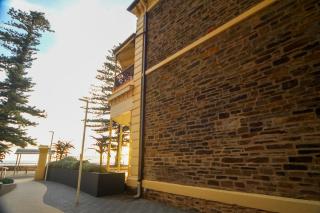 Seafield Tower Glenelg Apartment - Glenelg - 0
