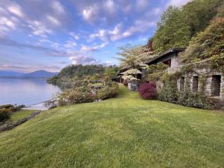 Classic, elegant private villa opposite lake - Ispra - 9