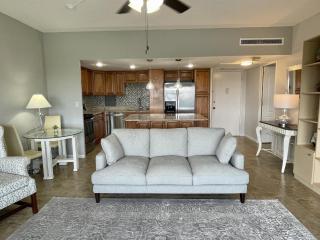 Regatta Beach Club N802 - 7