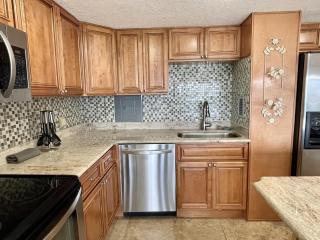 Regatta Beach Club N802 - 3